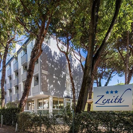 Hotel Meuble Zenith لينانو سابيادورو المظهر الخارجي الصورة